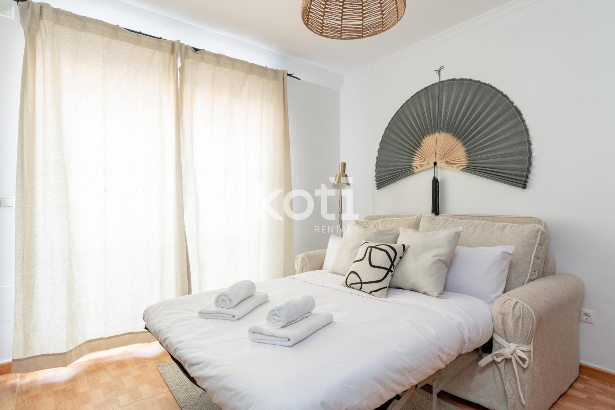 Koti Rentals - Sandy Beach Apartment Fuengirola Eksteriør billede