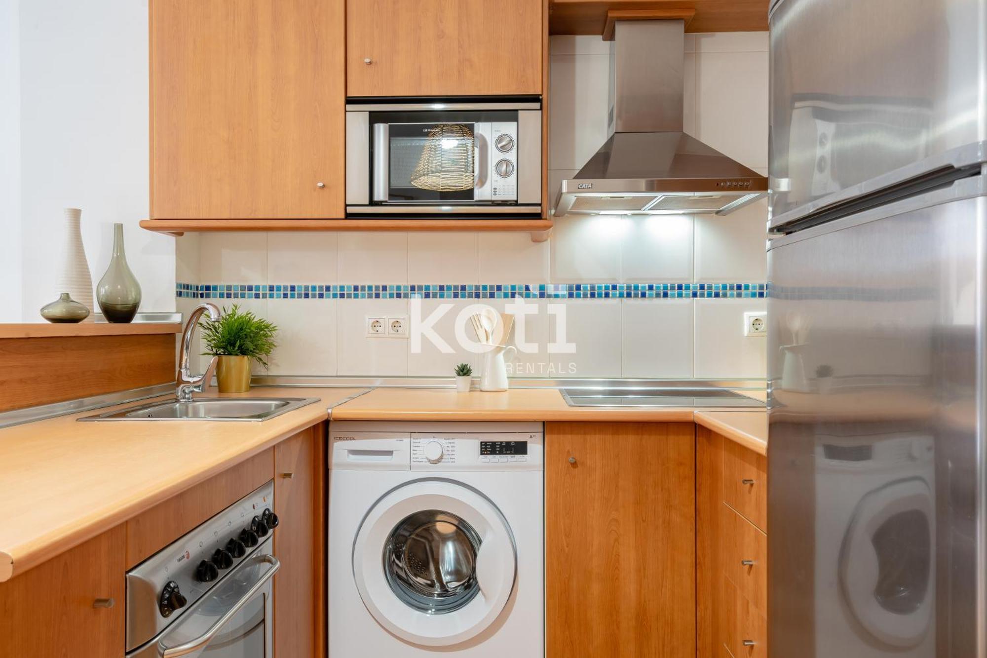 Koti Rentals - Sandy Beach Apartment Fuengirola Eksteriør billede