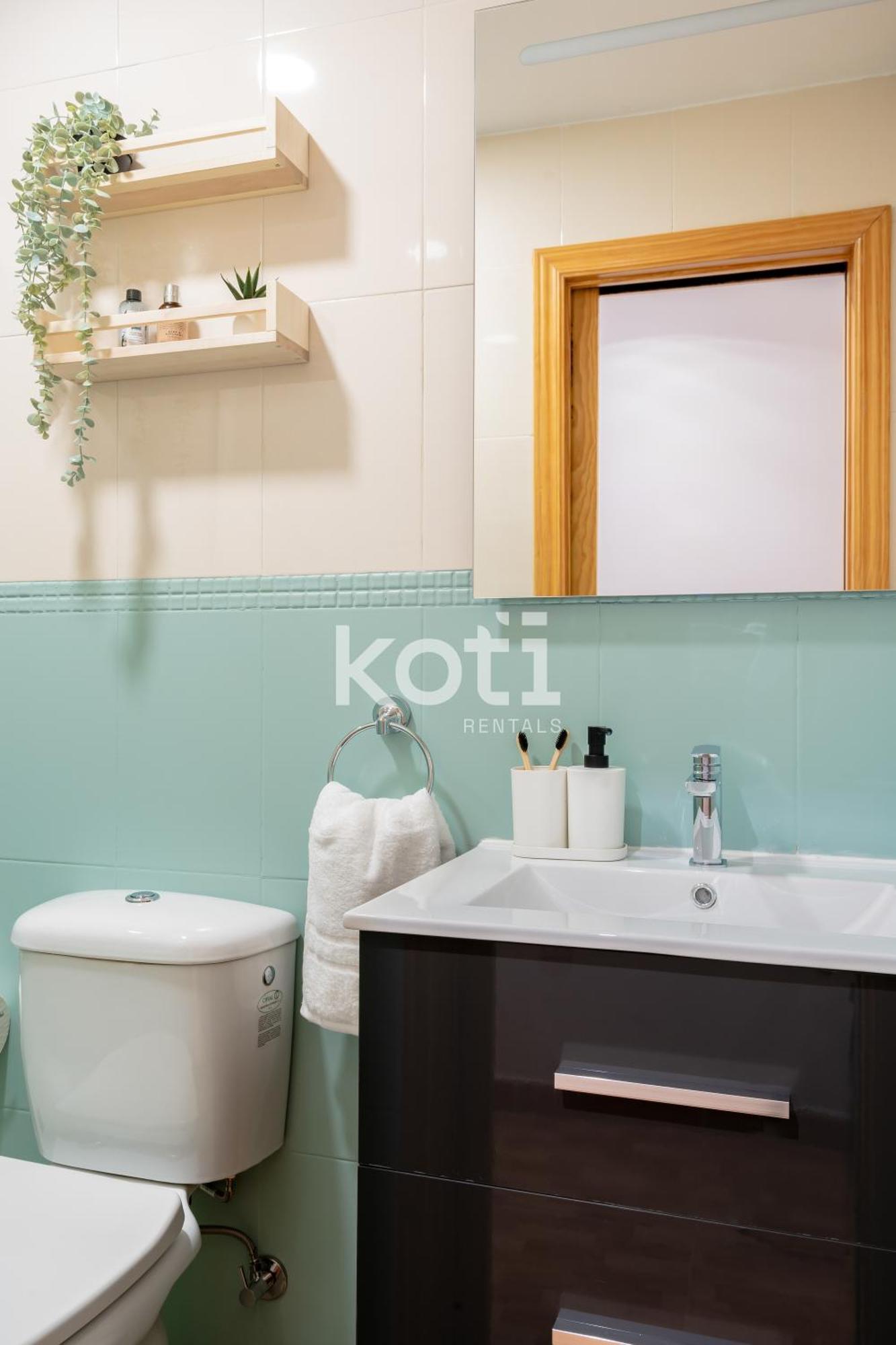 Koti Rentals - Sandy Beach Apartment Fuengirola Eksteriør billede