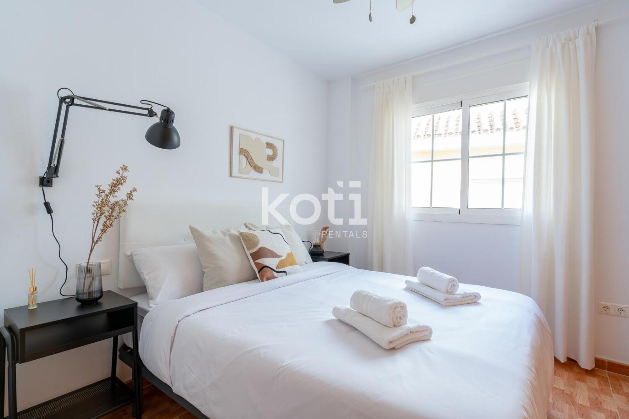Koti Rentals - Sandy Beach Apartment Fuengirola Eksteriør billede
