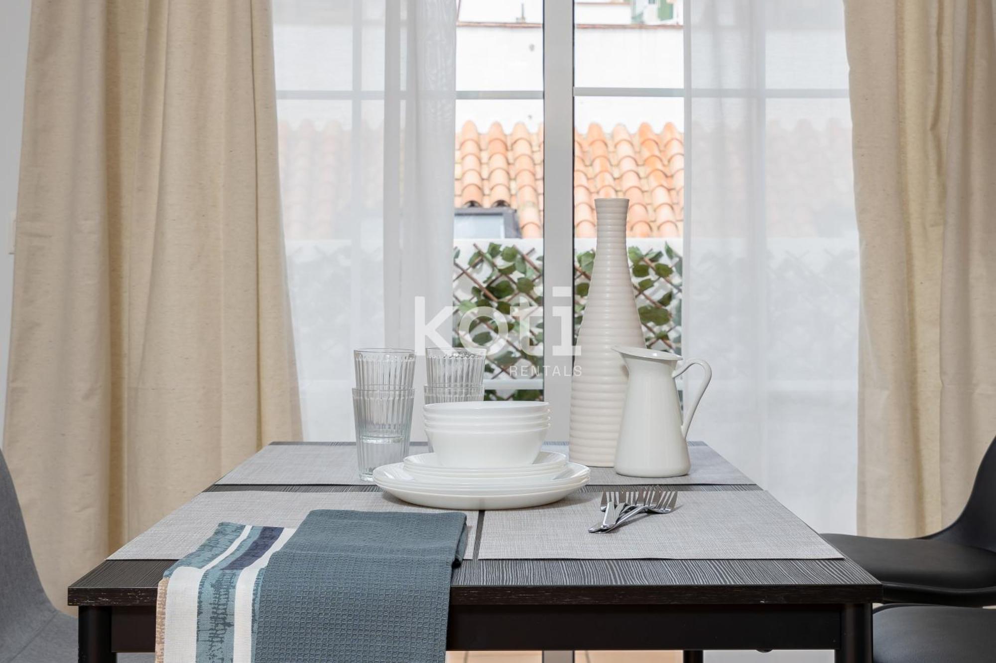 Koti Rentals - Sandy Beach Apartment Fuengirola Eksteriør billede