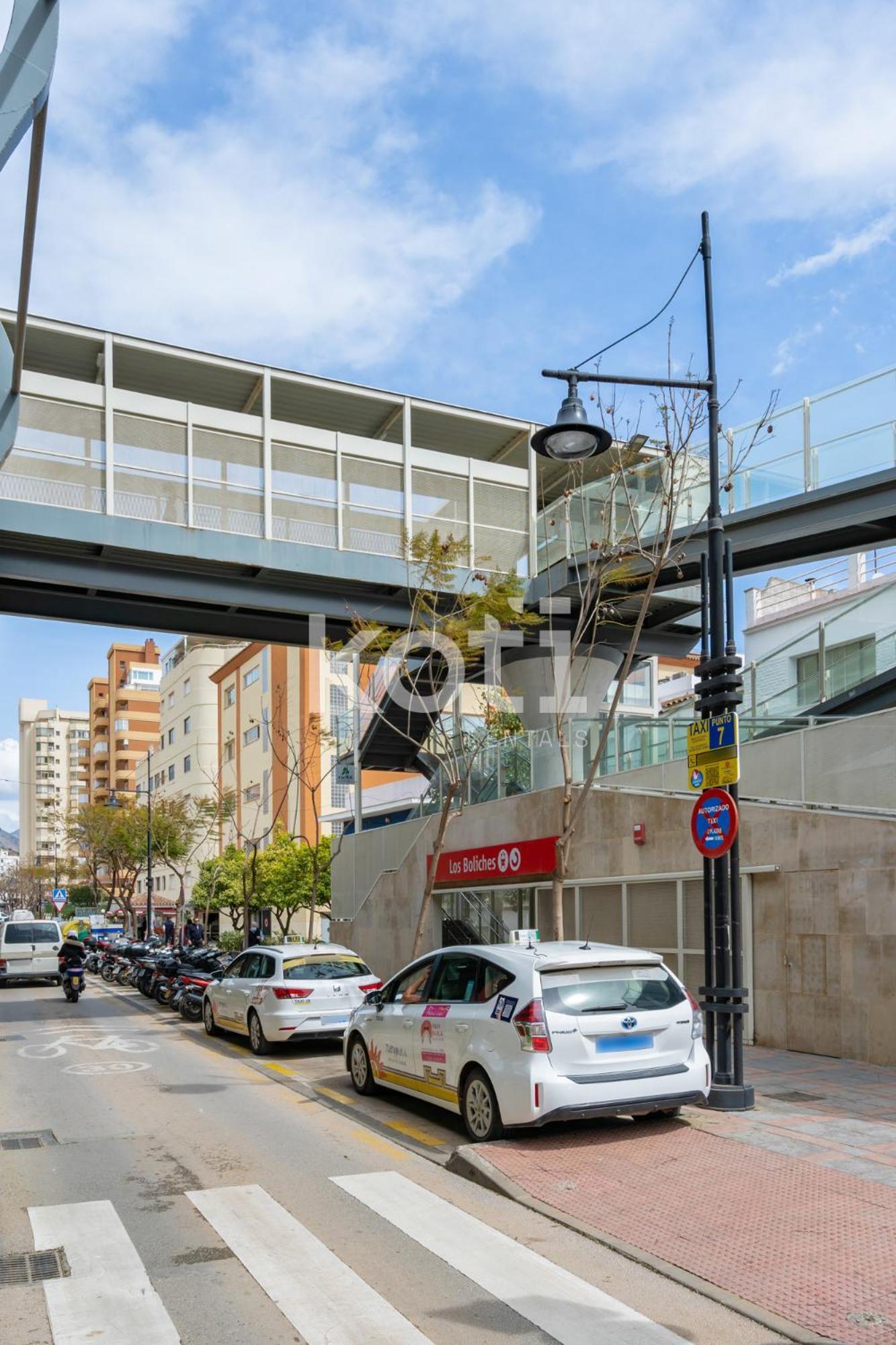 Koti Rentals - Sandy Beach Apartment Fuengirola Eksteriør billede
